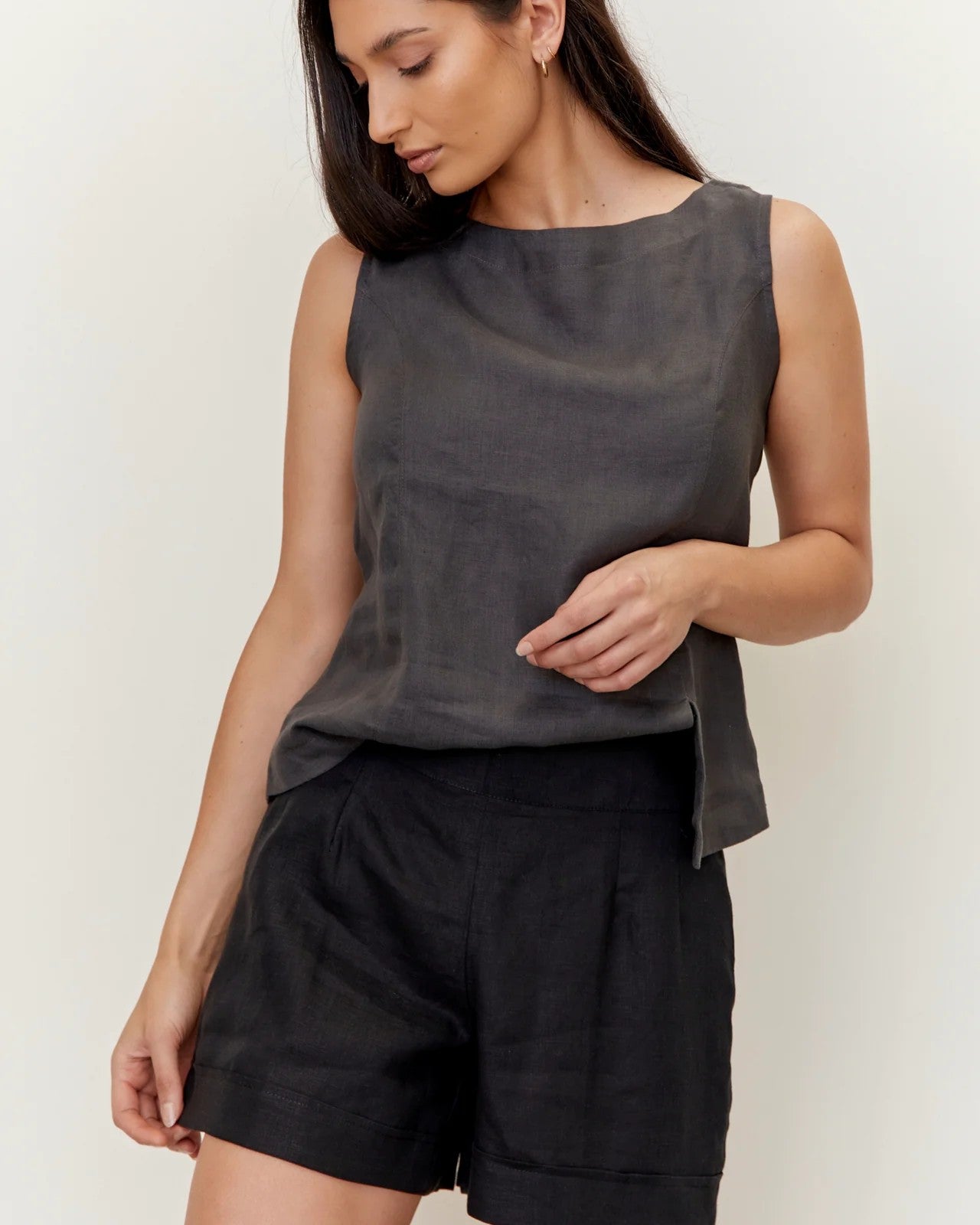 Linen Shell Top with split 100%
