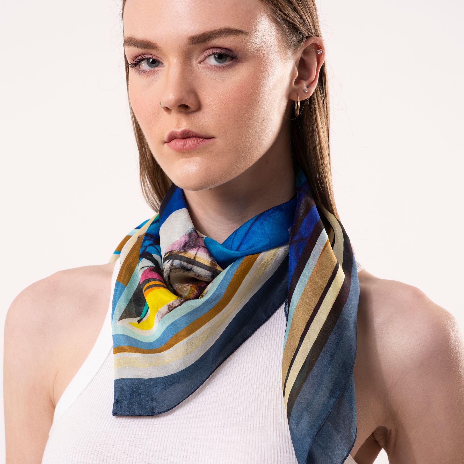 Prisma Silk Square
