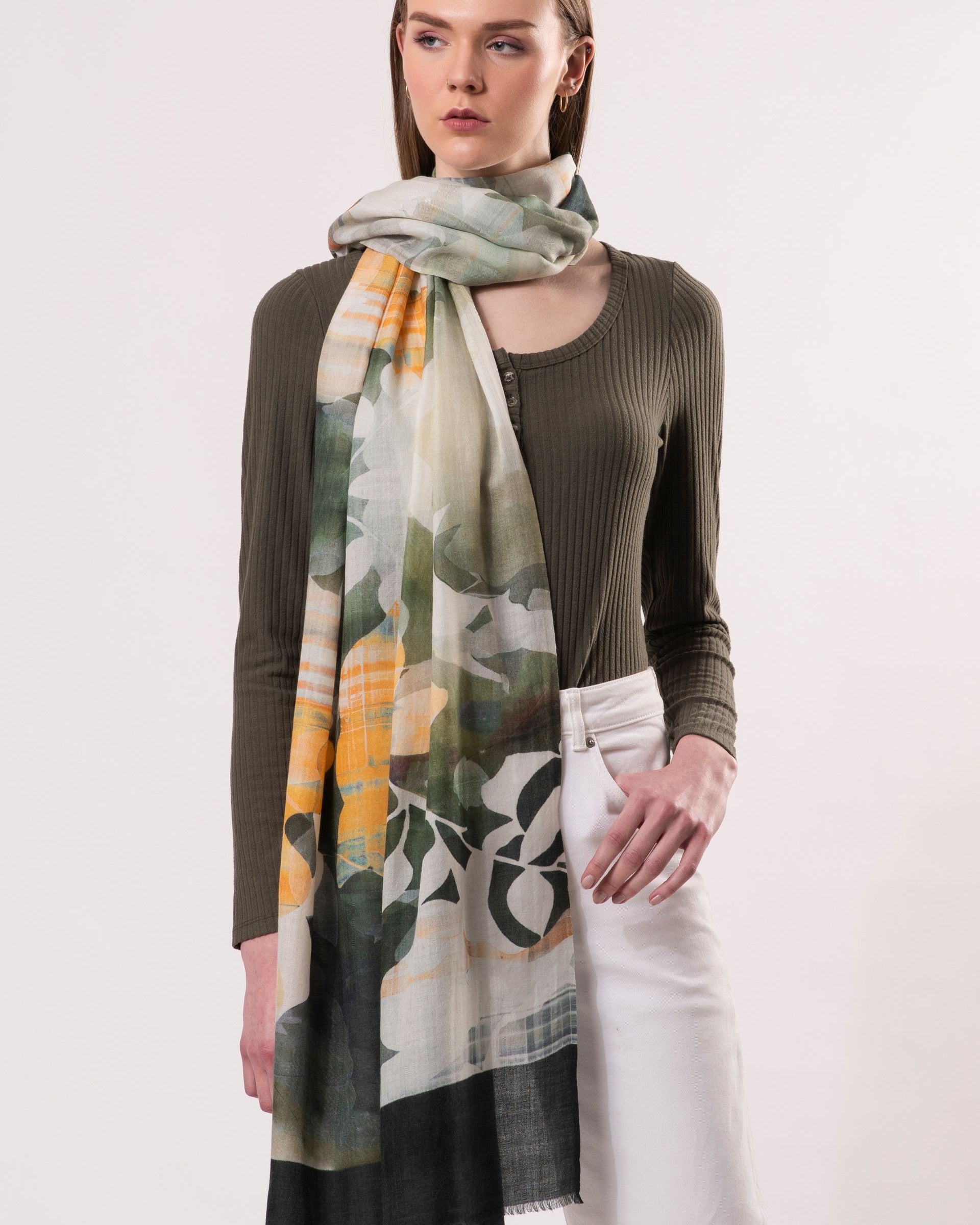 Gorgia FloralPrint Wool Silk Scarf