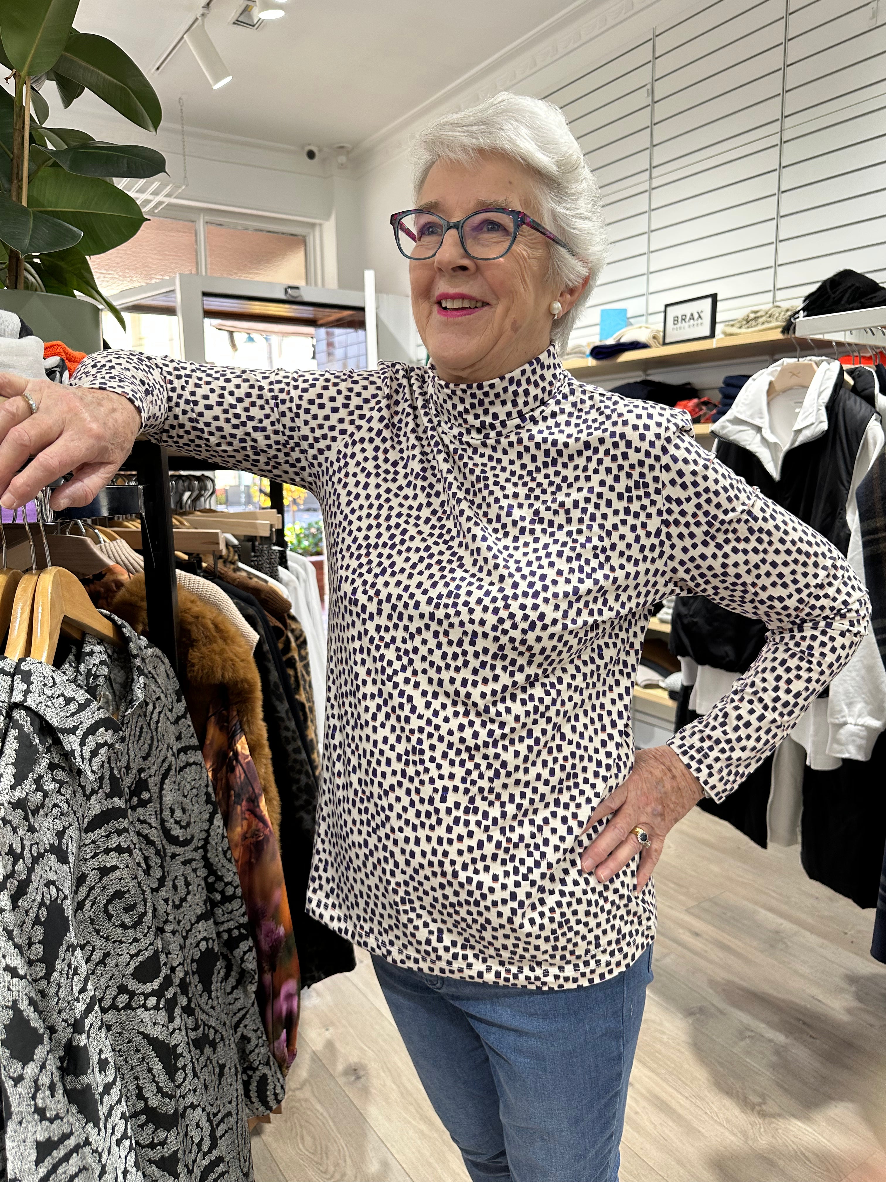 Camilla Spot Skivvy