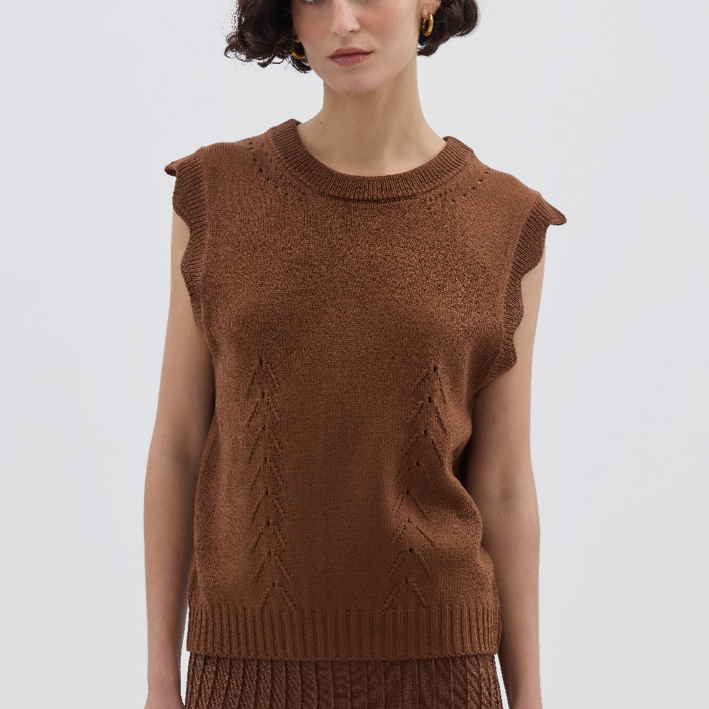 Scallop Vest