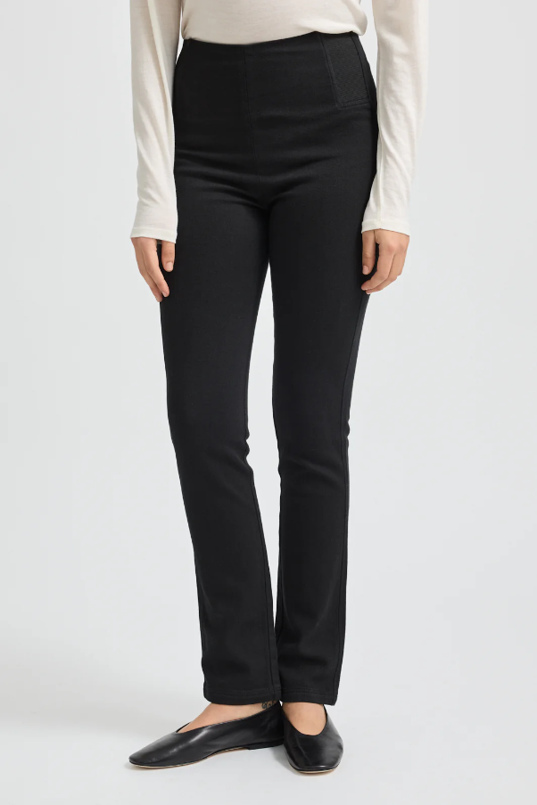 ELASTIC WAIST JEAN