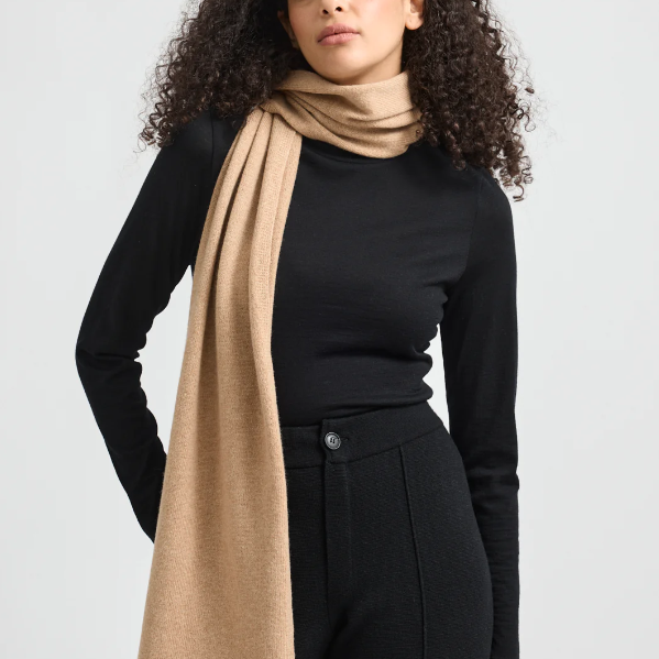 FINE WOOL SCARF