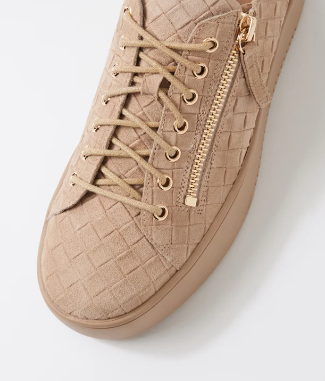 Wolfeta New Sandy Suede Sneakers
