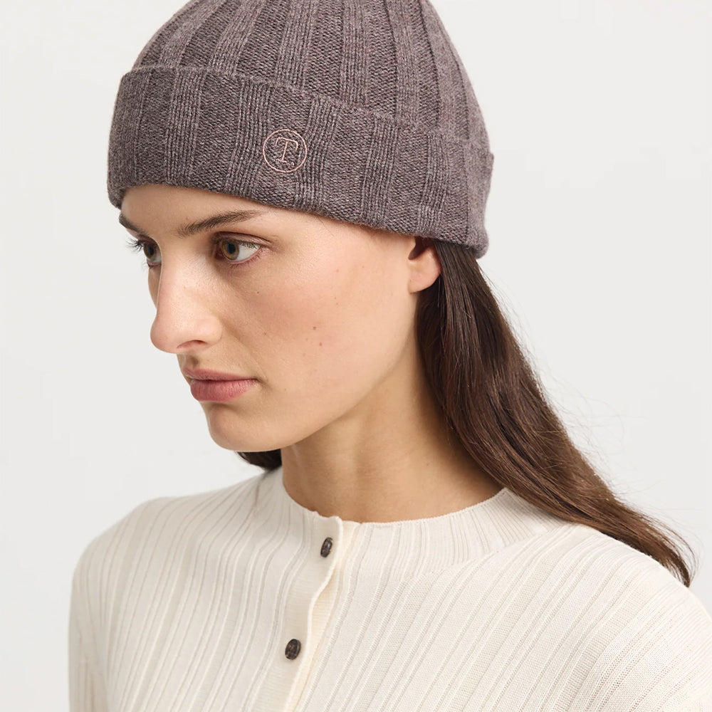 Pom Pom Beanie