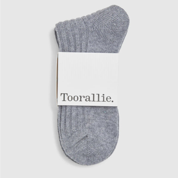 RIBBED MERINO SOCKS