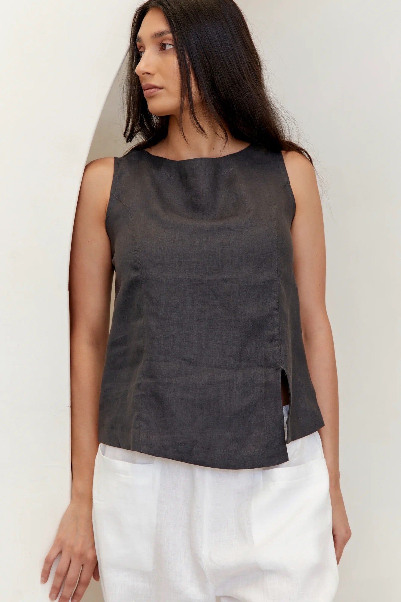 Linen Shell Top with split 100%