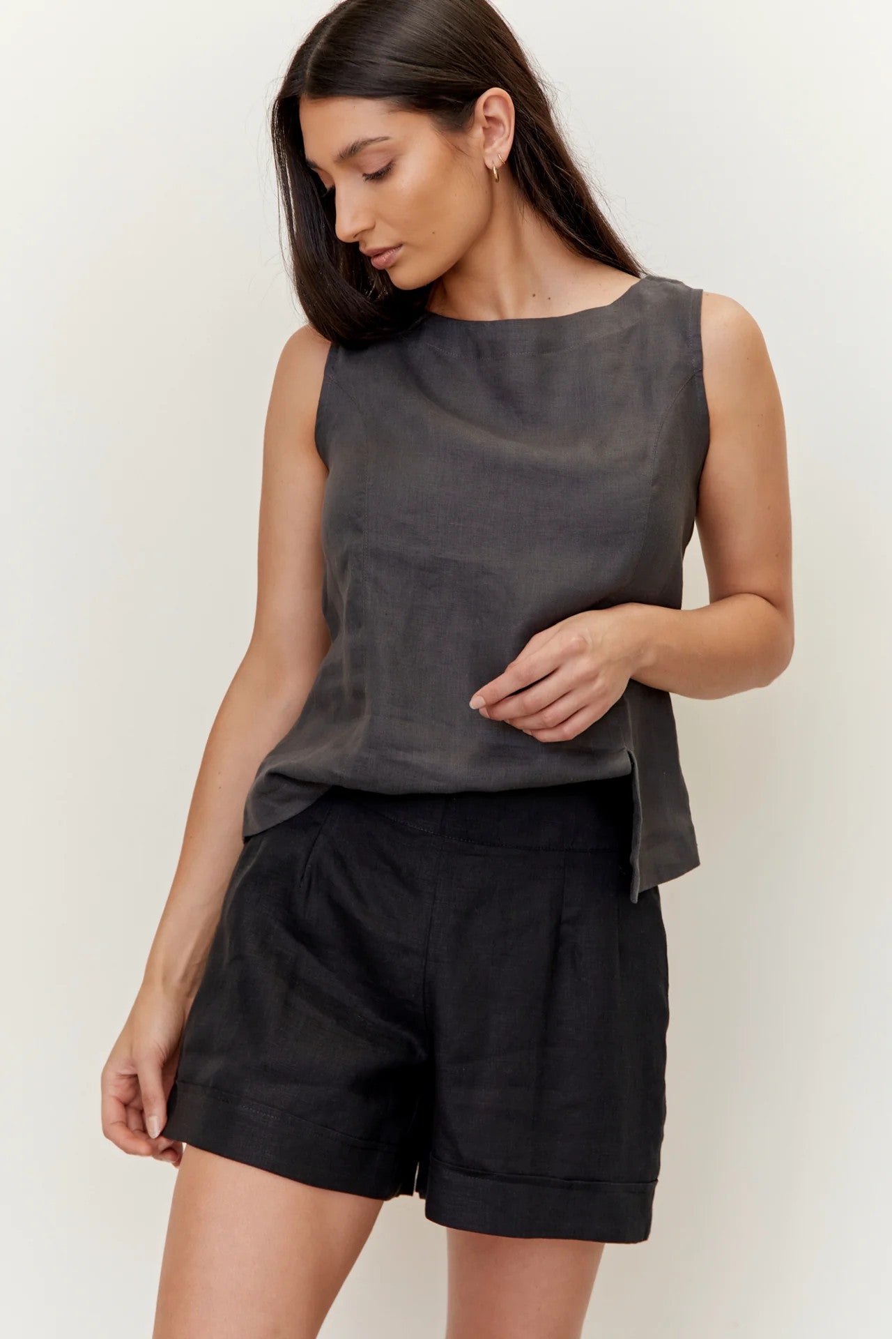 Linen Shell Top with split 100%