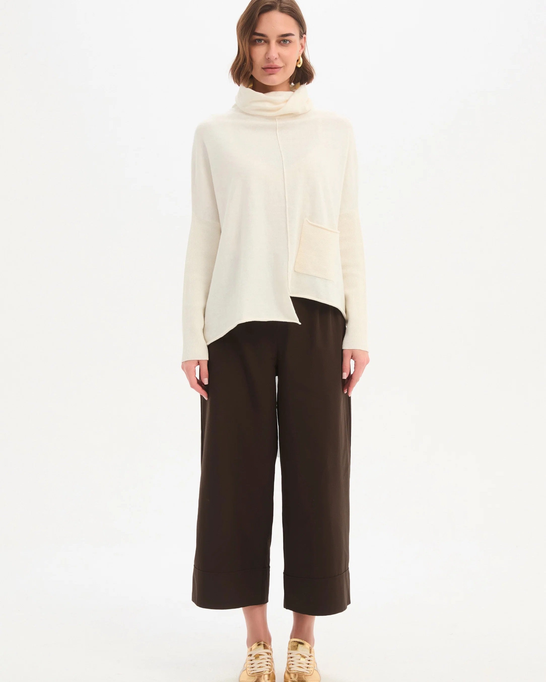 Roll Hem Pocket Knit