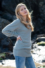 Load image into Gallery viewer, Celtic &amp; Co  Supersoft Slouch Jumper