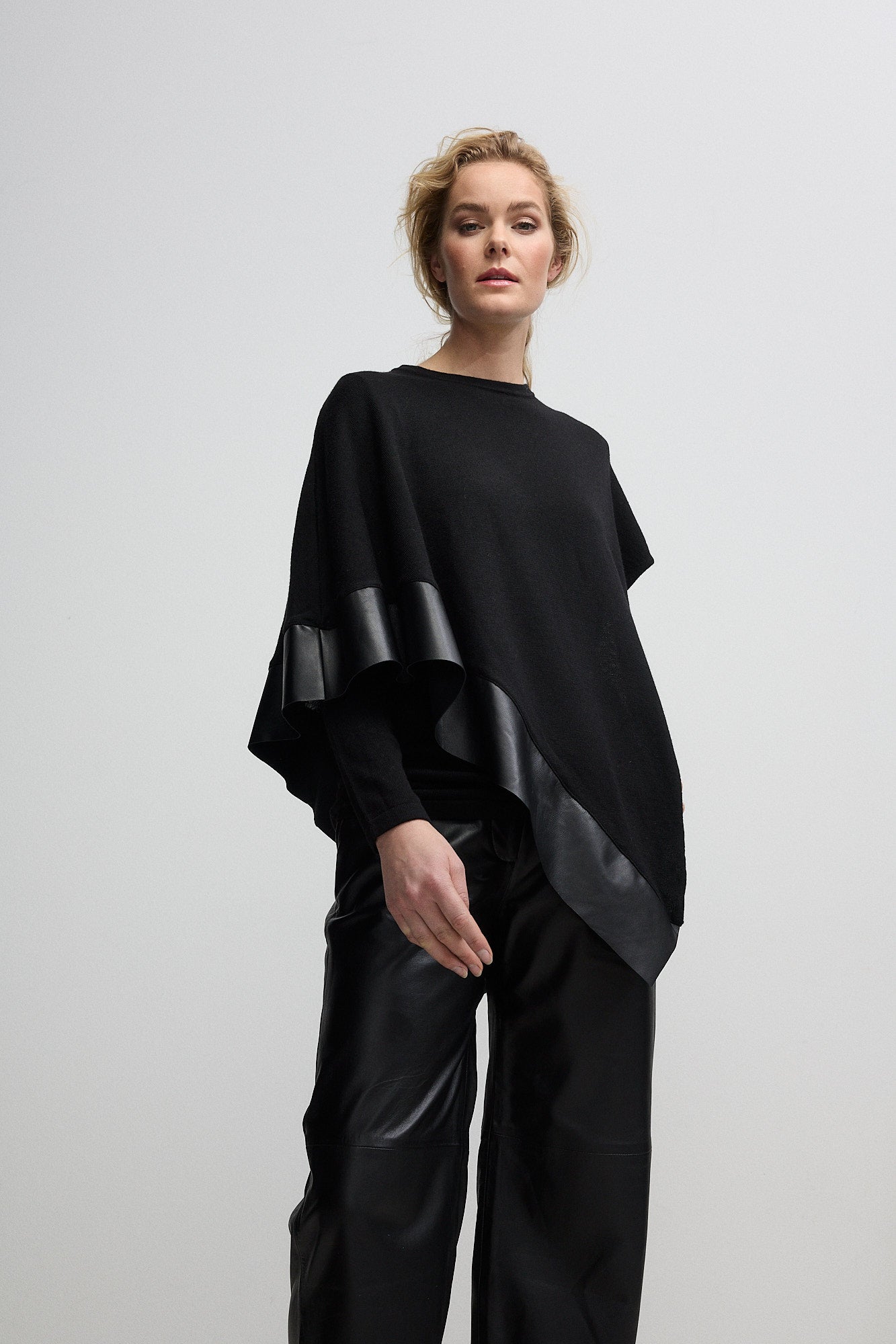 Annalise - LT Micro Cape