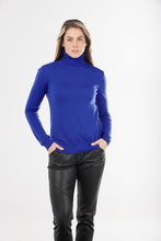 Load image into Gallery viewer, Essential Roll Neck Pullover